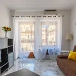 Guesthost - Mm Repubblica Apartamento *